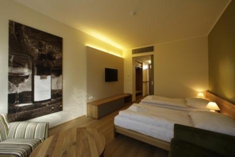 Hotel Madl Velke Bilovice Ruang foto