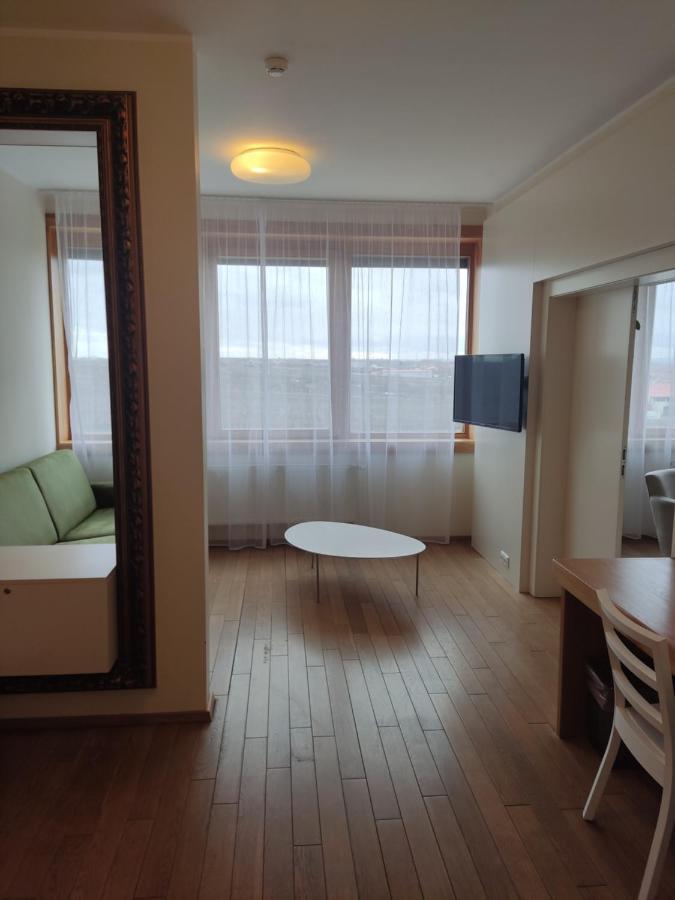 Hotel Madl Velke Bilovice Bagian luar foto